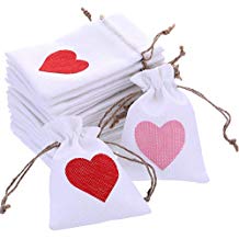 Bolsas de corazones para regalos invitados